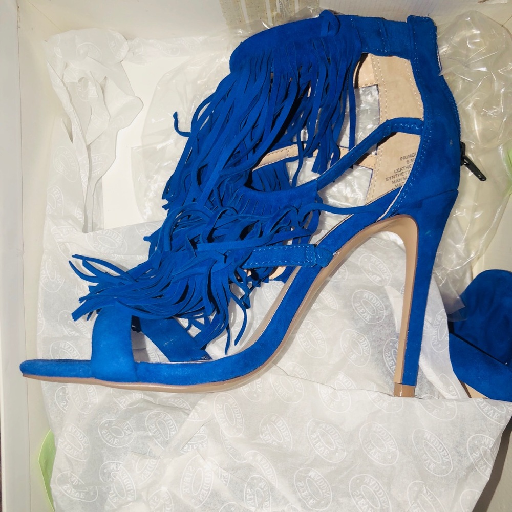 Steve Madden Fringly Blue Suede 6.5